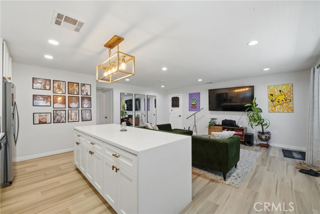 Detail Gallery Image 10 of 32 For 1343 Cordon Dr, City Terrace,  CA 90063 - 3 Beds | 1 Baths