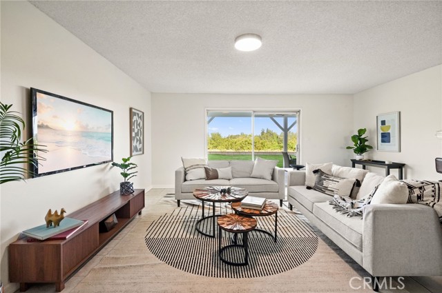 Detail Gallery Image 19 of 64 For 5932 Ellenview Ave, Woodland Hills,  CA 91367 - 5 Beds | 4 Baths