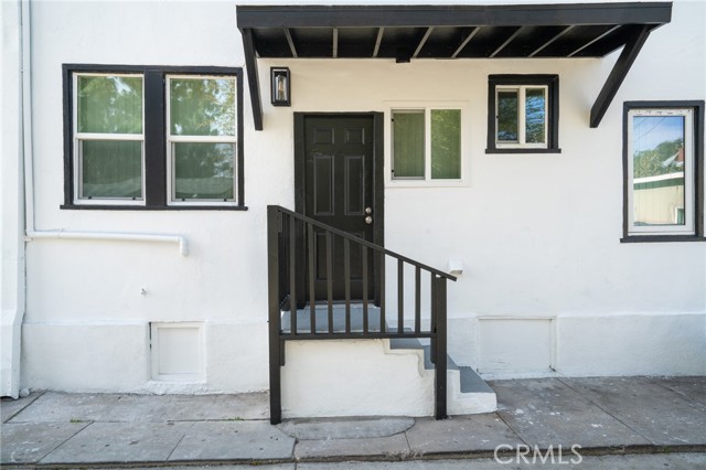 415 W Pine Street, Santa Ana CA: https://media.crmls.org/medias/a5e1deb4-d81f-4aae-939c-f4d27dee0738.jpg