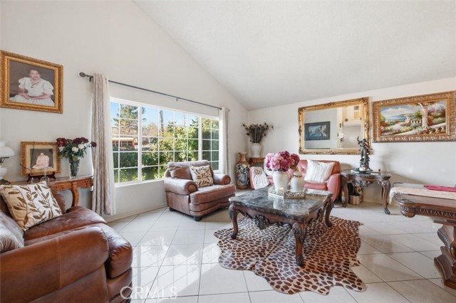 Image 3 of 72 For 6266 Shaker  