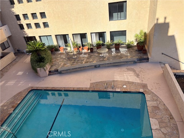 Detail Gallery Image 61 of 62 For 5310 Zelzah #303,  Encino,  CA 91316 - 2 Beds | 2 Baths