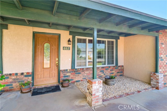 Detail Gallery Image 4 of 33 For 682 W Avenue L, Calimesa,  CA 92320 - 3 Beds | 2 Baths