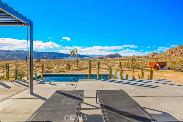 8729 Rock Haven Road, Joshua Tree CA: https://media.crmls.org/medias/a5e5aff4-a756-4181-9985-98a83e355c10.jpg
