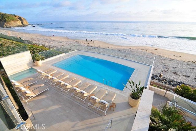35 Shoreline Drive, Dana Point CA: https://media.crmls.org/medias/a5e6133b-5bb7-4344-b9b2-0e5a081fb130.jpg