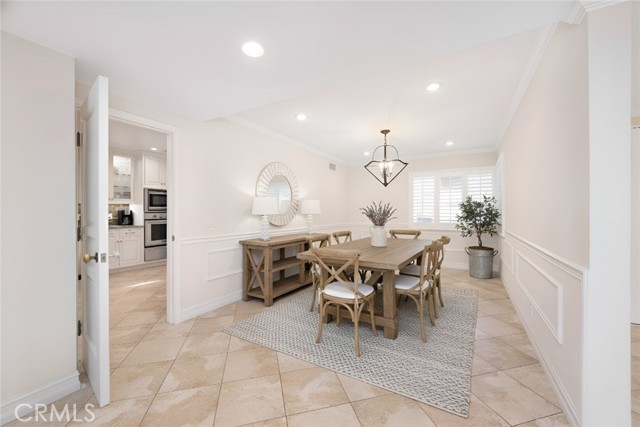 Detail Gallery Image 6 of 31 For 3150 Dona Maria Dr, Studio City,  CA 91604 - 4 Beds | 3 Baths