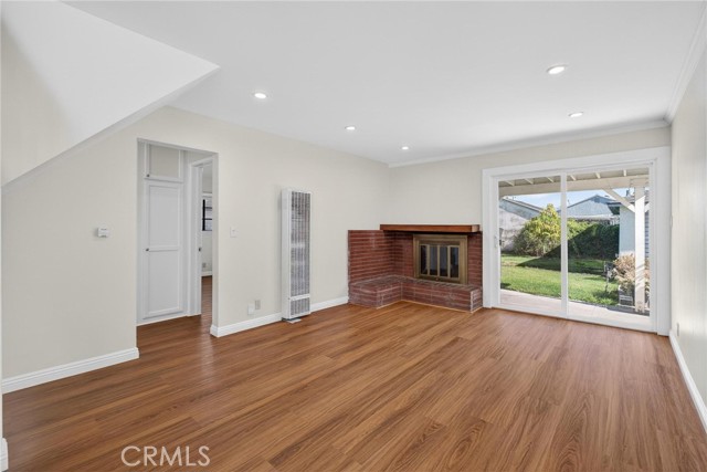 Detail Gallery Image 14 of 44 For 15202 Florwood Ave, Lawndale,  CA 90260 - 5 Beds | 3 Baths