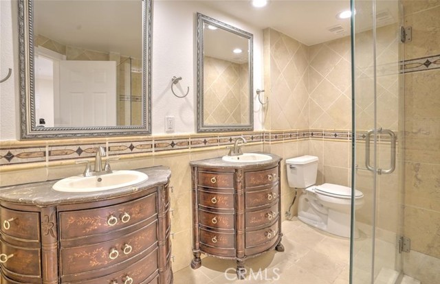 Detail Gallery Image 20 of 27 For 10645 Wilshire Bld #201,  Los Angeles,  CA 90024 - 2 Beds | 2 Baths
