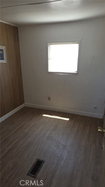 701 Montara, Barstow CA: https://media.crmls.org/medias/a5e93111-284c-4a6e-8c4e-c897cb79db1f.jpg