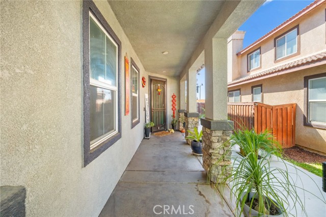 38327 Rancho Vista Dr, Beaumont CA: https://media.crmls.org/medias/a5e95914-00a4-4e5b-882c-ac86ce5b329f.jpg