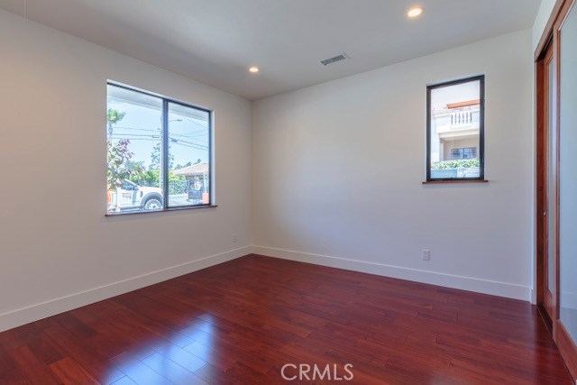 521 Gertruda, Redondo Beach, California 90277, 3 Bedrooms Bedrooms, ,3 BathroomsBathrooms,Residential,Sold,Gertruda,PV17159971