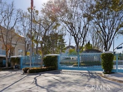11 Chandon, Newport Coast CA: https://media.crmls.org/medias/a5ea0d17-16a7-41c1-a87f-a737ee60c2cd.jpg