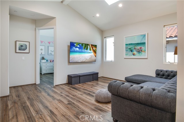 2206 Warfield Avenue, Redondo Beach, California 90278, 4 Bedrooms Bedrooms, ,3 BathroomsBathrooms,Residential,Sold,Warfield,SB22060456