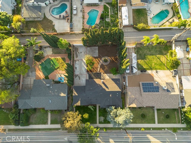 Detail Gallery Image 2 of 33 For 10557 Reseda, Northridge,  CA 91326 - 4 Beds | 3 Baths