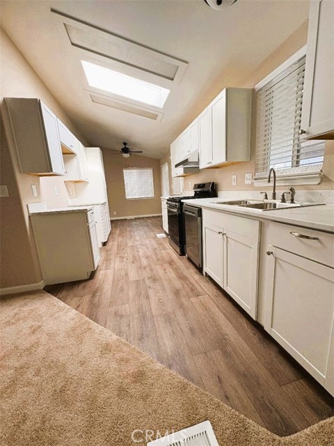 Detail Gallery Image 8 of 16 For 9366 Talbert Aly, Fountain Valley,  CA 92708 - 3 Beds | 2 Baths