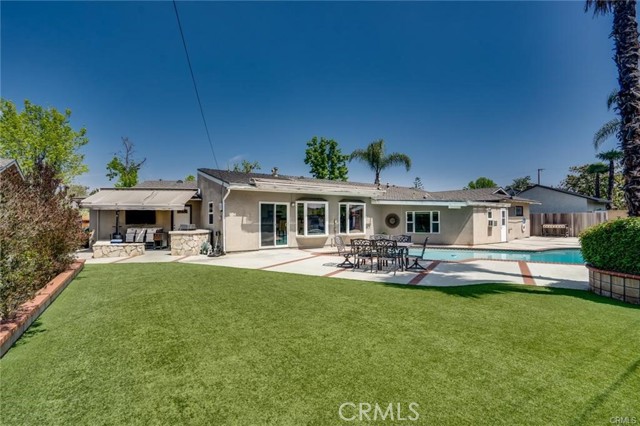 17922 Romelle Avenue, North Tustin CA: https://media.crmls.org/medias/a5eca45e-385a-4c2d-93e7-1acadd4c0917.jpg