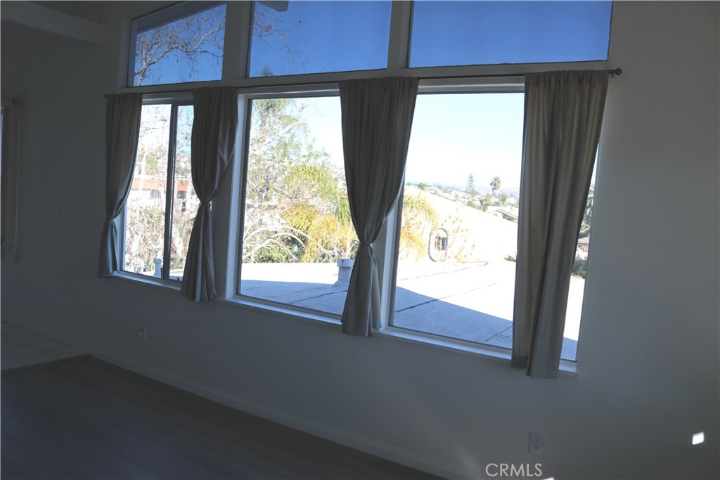 MLS #OC25266888 image #21