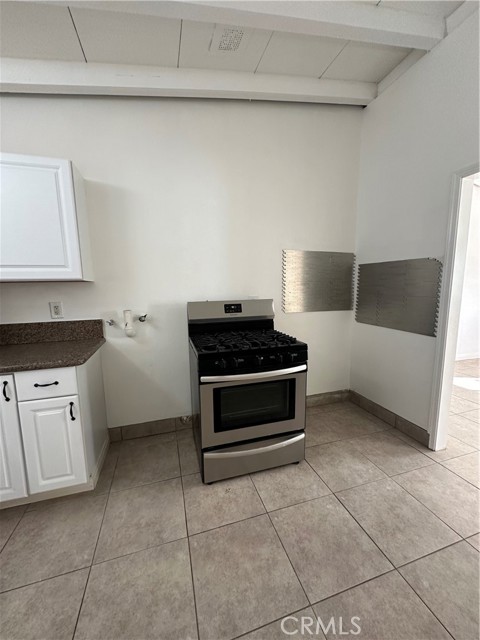 45408 Corkwood Avenue, Lancaster CA: https://media.crmls.org/medias/a5ed45ab-2166-42b0-ba5e-b1cc6253332a.jpg