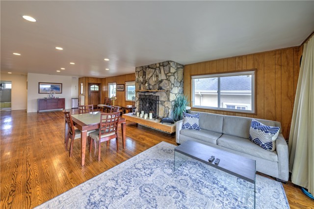 507 Helberta, Redondo Beach, California 90277, ,Residential Income,For Sale,Helberta,SB25240356 507 Helberta, Redondo Beach, California 90277, ,Residential Income,For Sale,Helberta,SB25240356