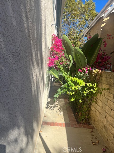 Detail Gallery Image 25 of 26 For 5018 Evanwood Ave, Oak Park,  CA 91377 - 4 Beds | 2/1 Baths