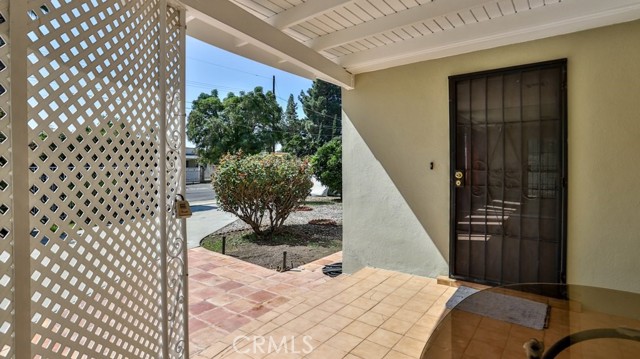 Detail Gallery Image 11 of 42 For 15841 Marlin Pl, Van Nuys,  CA 91406 - 2 Beds | 2 Baths