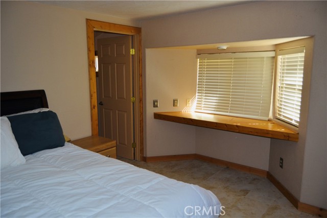 primary suite main floor