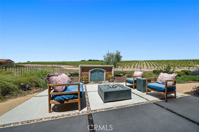 1330 Riley Lane, Nipomo CA: https://media.crmls.org/medias/a5ef85e8-c3cc-414e-bd3a-33ebc75d2b6d.jpg