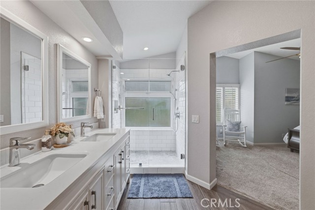 Image 29 of 54 For 16727 Lake Knoll