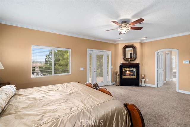 13985 Evergreen Lane, Victorville CA: https://media.crmls.org/medias/a5f13242-a11d-422d-9f72-fe62a9128652.jpg
