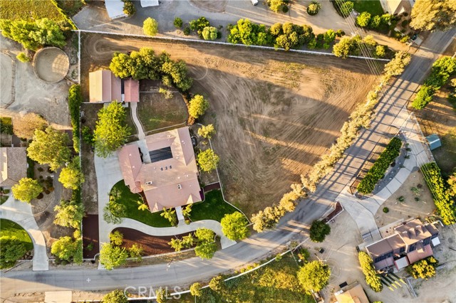 9394 Gum Tree Drive, Corona CA: https://media.crmls.org/medias/a5f14b9b-0ed5-4b0c-aaff-e4cba0a12c04.jpg