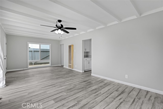 Detail Gallery Image 11 of 51 For 221 Avenida Monterey, San Clemente,  CA 92672 - 5 Beds | 4/1 Baths