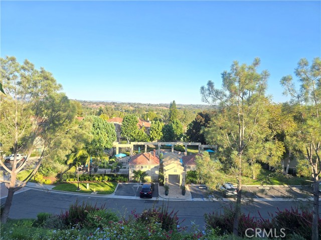 Detail Gallery Image 1 of 43 For 10 Donatello, Aliso Viejo,  CA 92656 - 2 Beds | 3 Baths