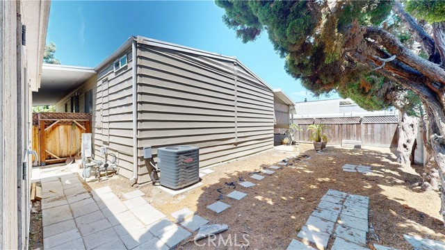 Detail Gallery Image 29 of 31 For 3595 Santa Fe Ave #214,  Long Beach,  CA 90810 - 2 Beds | 2 Baths