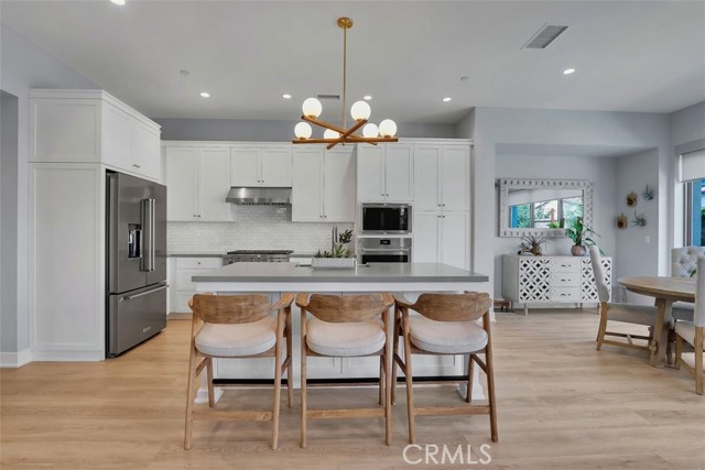 185 Plum Lily, Irvine CA: https://media.crmls.org/medias/a5f24b40-c81a-4b47-a1bc-30f8727dfbb7.jpg
