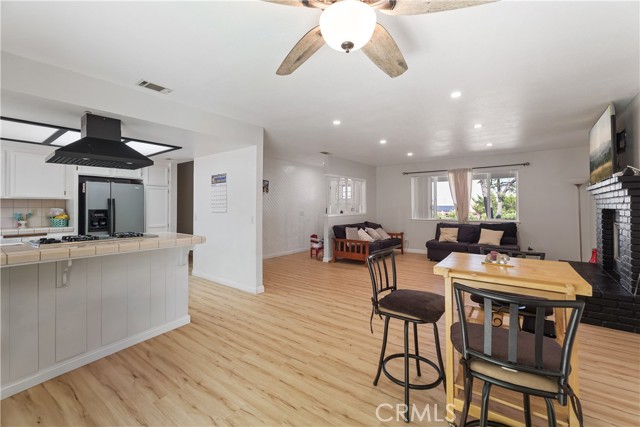 Detail Gallery Image 9 of 36 For 7558 Lobos Ave, Hesperia,  CA 92345 - 4 Beds | 3 Baths