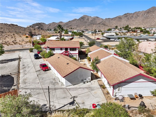 Detail Gallery Image 6 of 35 For 15975 Serrano, Apple Valley,  CA 92307 - – Beds | – Baths