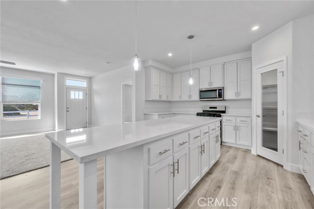 Detail Gallery Image 28 of 43 For 18864 Boulder Ave, Riverside,  CA 92508 - 4 Beds | 2 Baths