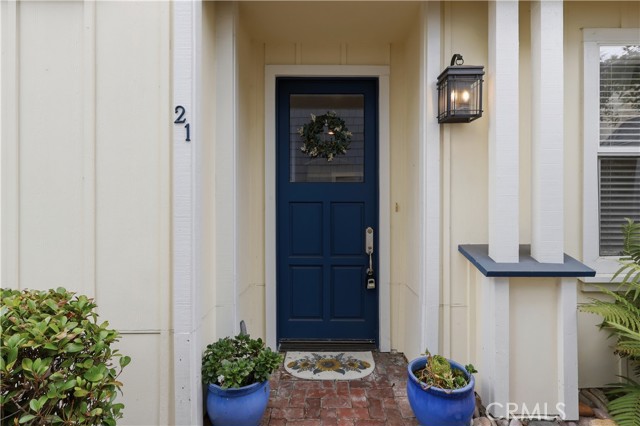 FRONT DOOR FRONT DOOR