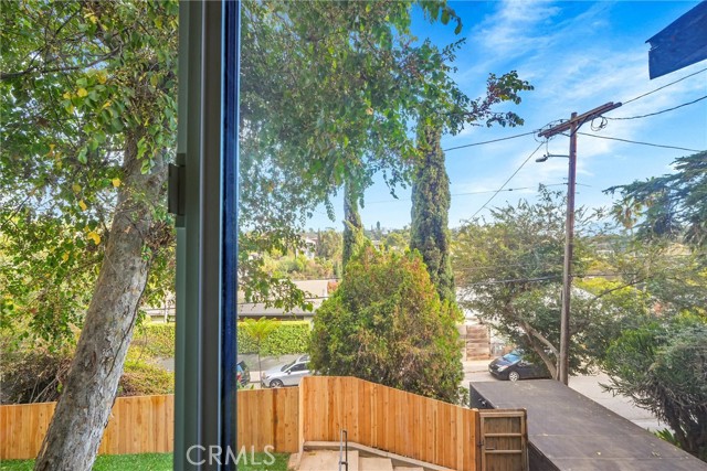 Detail Gallery Image 14 of 18 For 2147 Vestal Ave, Los Angeles,  CA 90026 - 2 Beds | 1 Baths