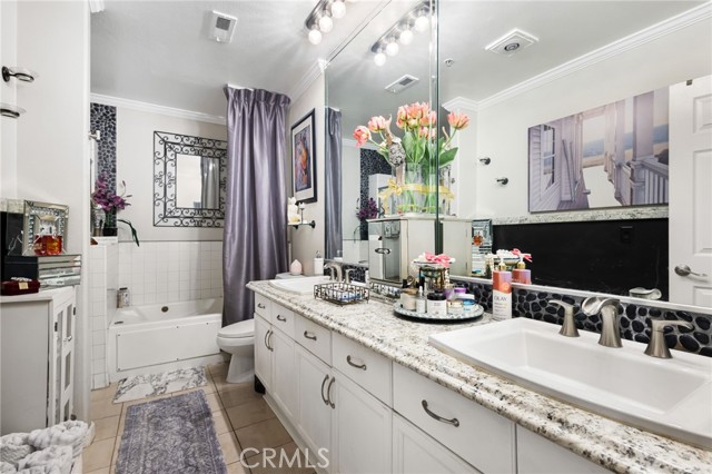 Detail Gallery Image 35 of 66 For 10626 Valley Spring #103,  Toluca Lake,  CA 91602 - 2 Beds | 2 Baths