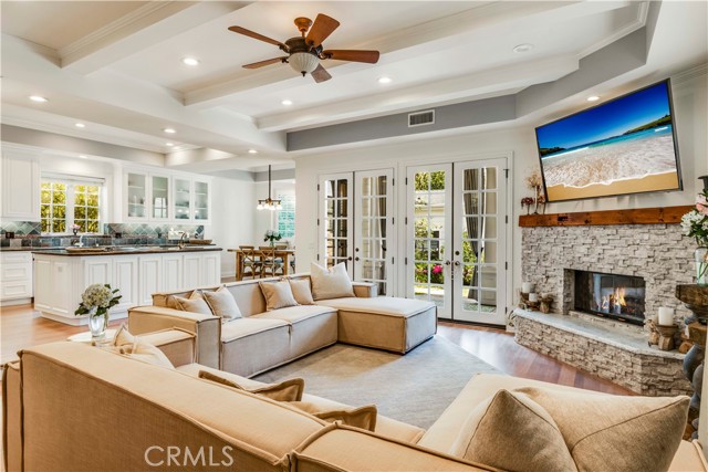 595 35th Street, Manhattan Beach, California 90266, 6 Bedrooms Bedrooms, ,4 BathroomsBathrooms,Residential,Sold,35th,SB22117644