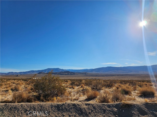 Detail Gallery Image 1 of 5 For 400 East End Rd, Lucerne Valley,  CA 92356 - – Beds | – Baths