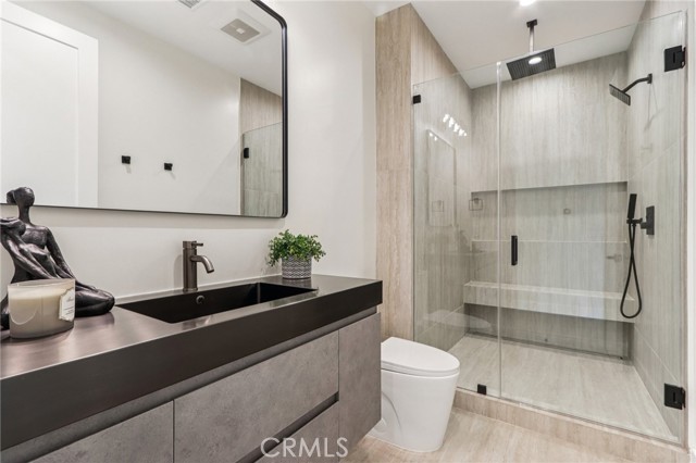 Detail Gallery Image 36 of 72 For 8006 Lloyd Ave, North Hollywood,  CA 91605 - 7 Beds | 6 Baths