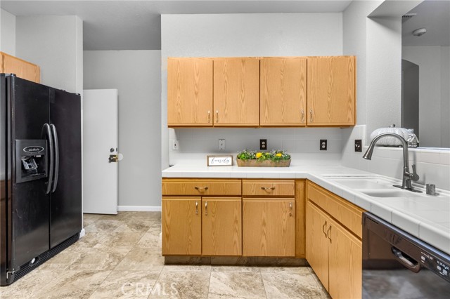 Detail Gallery Image 10 of 41 For 2037 Woodside Ct, Atwater,  CA 95301 - 4 Beds | 2 Baths