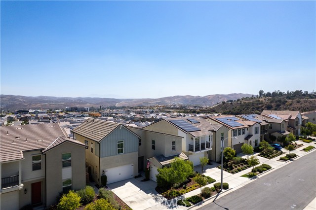 2454 Nova Way, Corona CA: https://media.crmls.org/medias/a5f7cd22-5c52-4608-87e9-b3f375938cf5.jpg