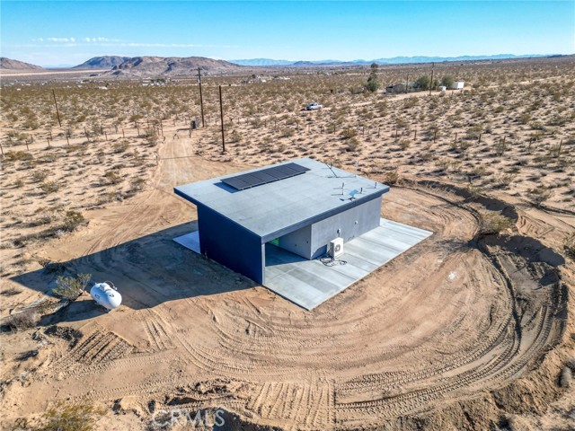 Detail Gallery Image 6 of 7 For 4520 Lookout, Landers,  CA 92285 - 1 Beds | 1 Baths