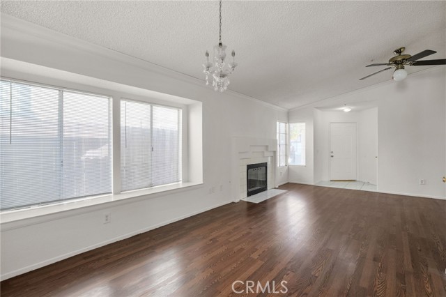 Detail Gallery Image 9 of 29 For 11864 Perlita, Fontana,  CA 92337 - 3 Beds | 2 Baths