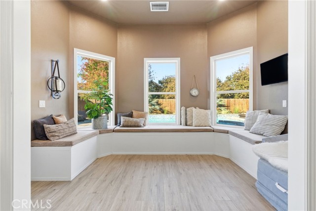 Detail Gallery Image 22 of 66 For 170 W Pioneer Way, Hanford,  CA 93230 - 4 Beds | 3 Baths