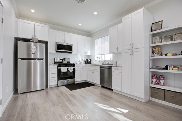 Detail Gallery Image 41 of 50 For 10531 Greenburn Ave, Sunland,  CA 91040 - 5 Beds | 4 Baths