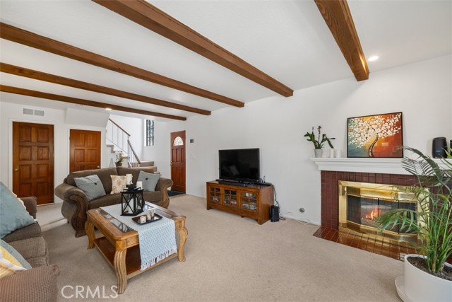 Detail Gallery Image 9 of 35 For 4300 Duquesne Ave 3a,  Culver City,  CA 90232 - 2 Beds | 2/1 Baths
