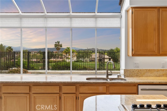 Detail Gallery Image 14 of 55 For 45436 via Jaca, Temecula,  CA 92592 - 4 Beds | 3 Baths